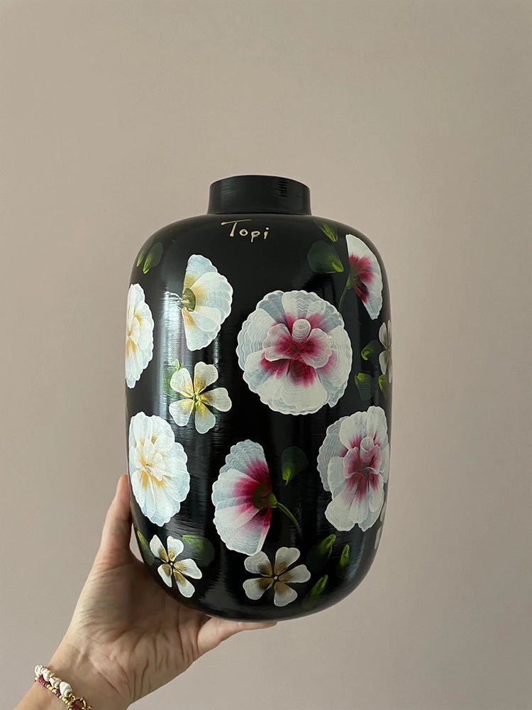 Vaas - Back in black